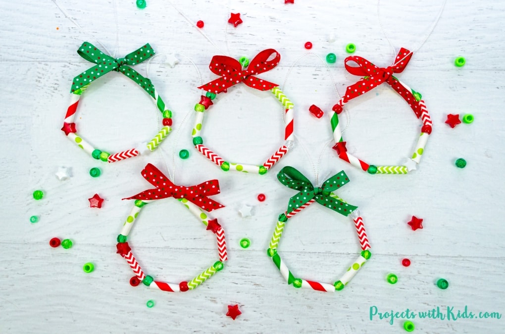 Quick & Easy Tree Ornaments from Repurposed Straws - Color Me Thrifty