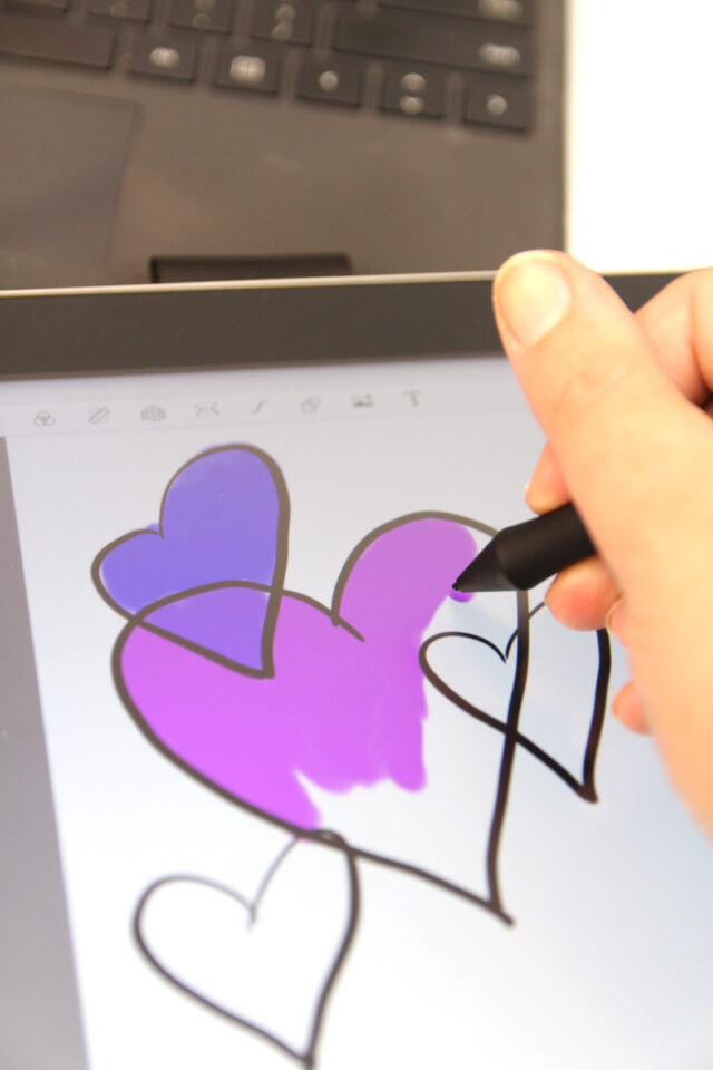 One vs. Intuos Pro Which Pen Tablet is Best?