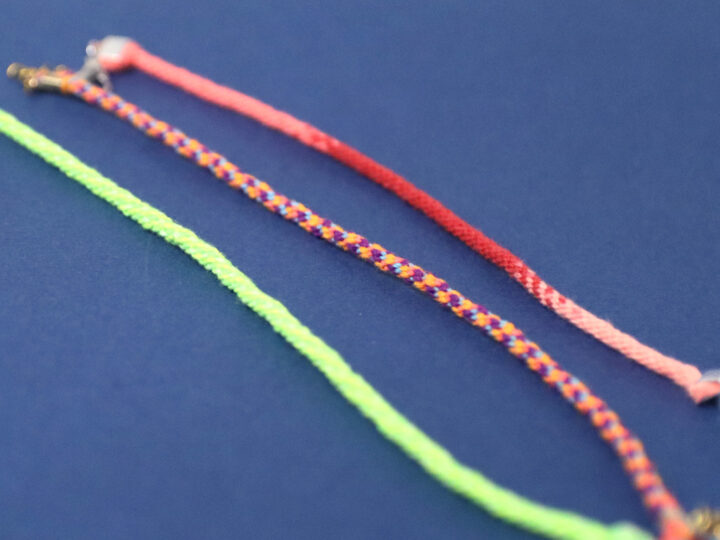 How to Braid Kumihimo Friendship Bracelets