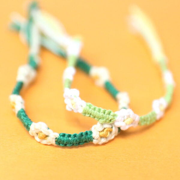 Simple Flower Friendship Bracelets