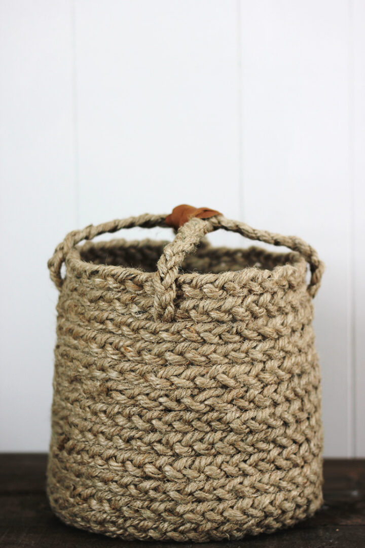 Cool Things to Make with Rope * Moms and Crafters