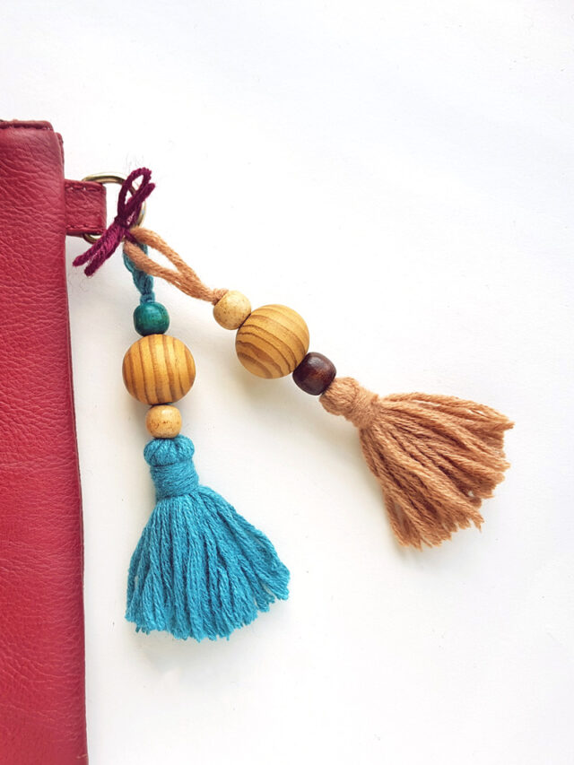 Beaded Tassels for Bags or Anything! * Moms and Crafters
