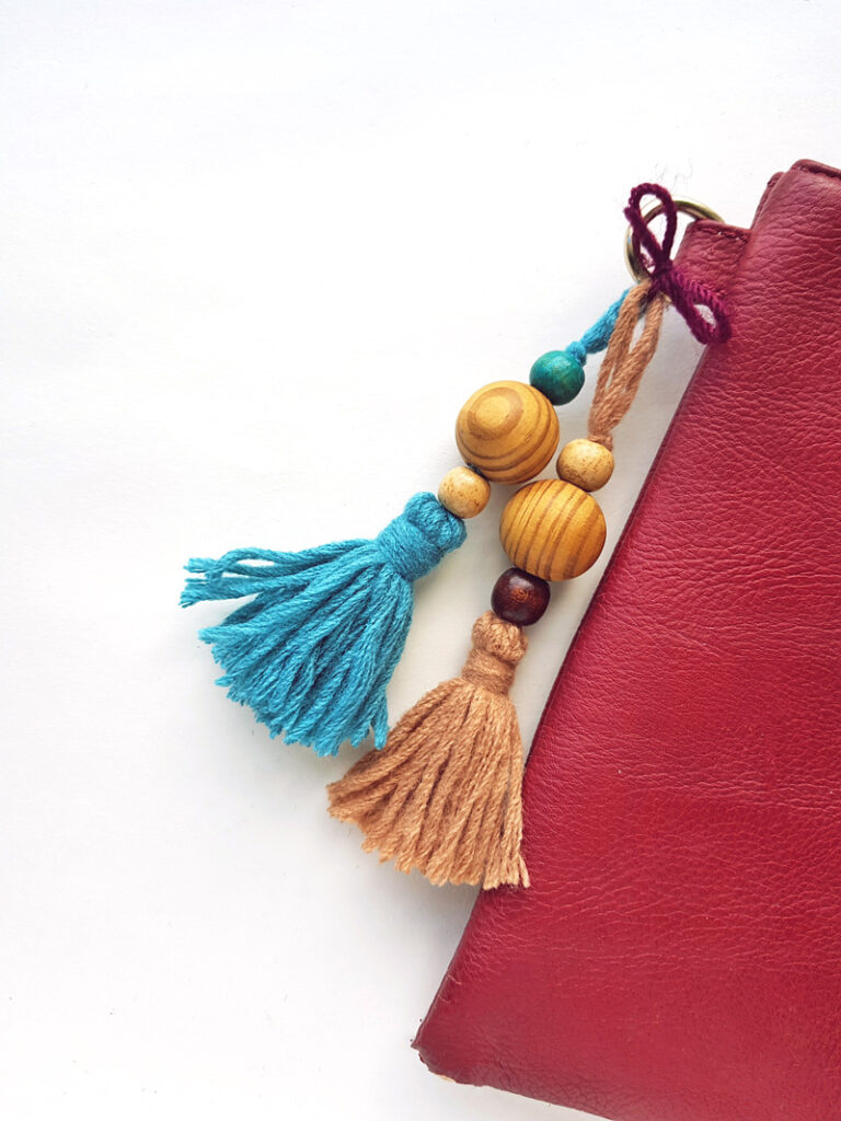 Beaded Tassels for Bags or Anything! * Moms and Crafters