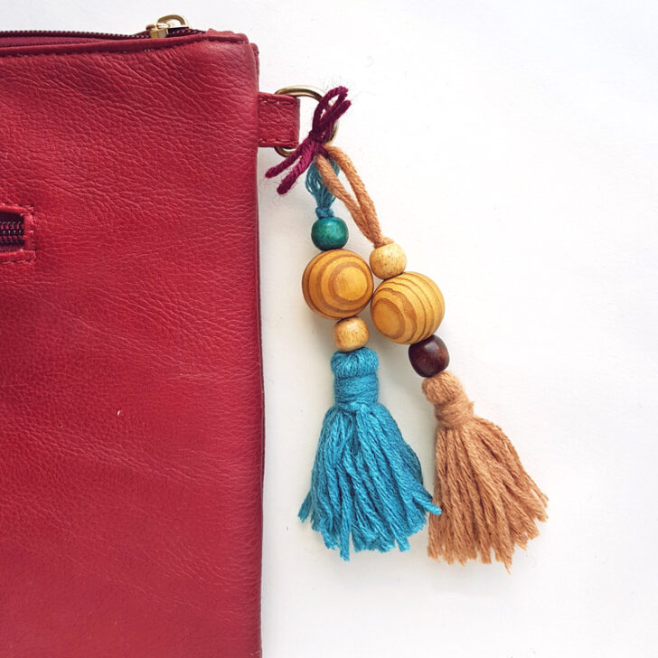 Beaded Tassels for Bags or Anything! * Moms and Crafters