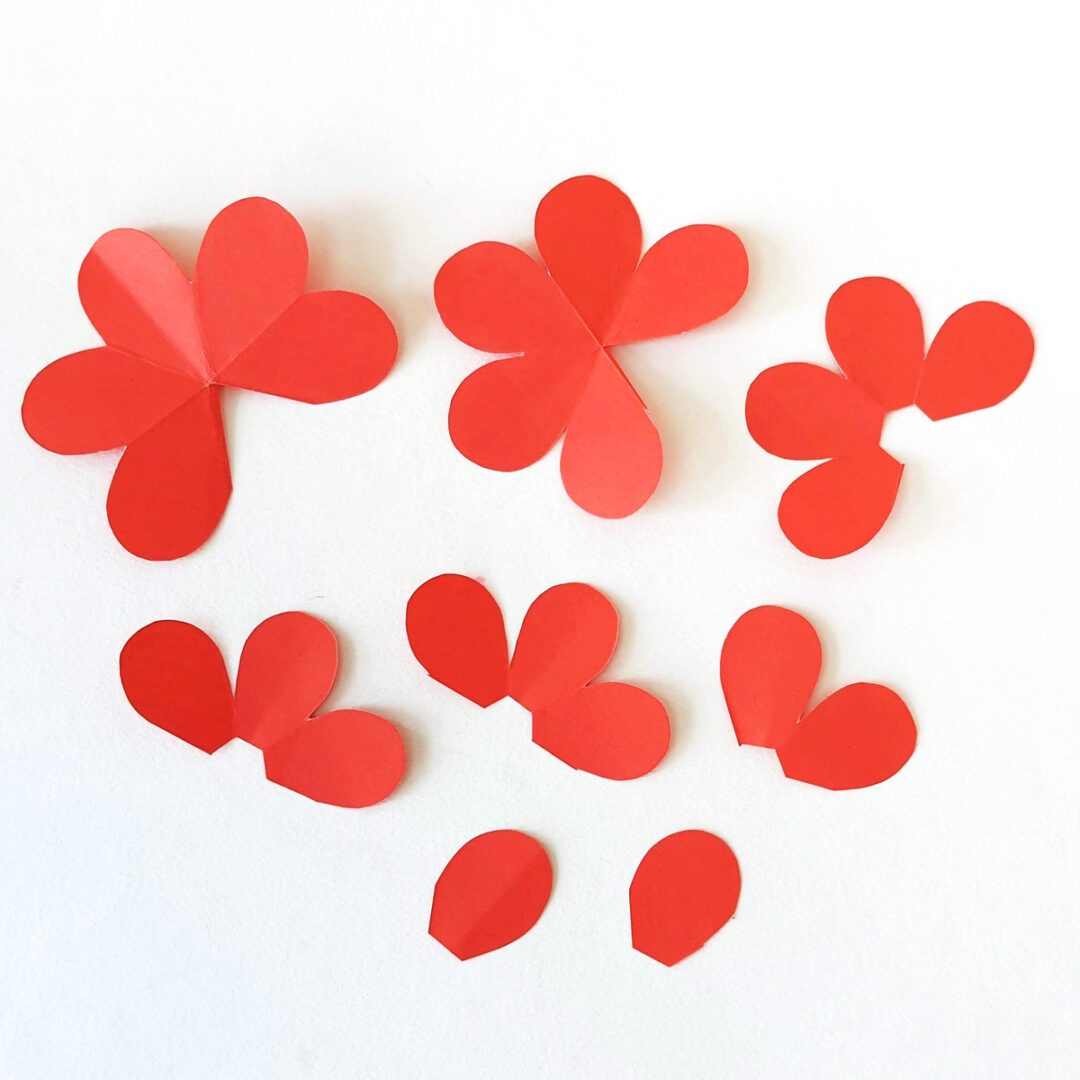 Craft Paper Roses + Free Template * Moms and Crafters