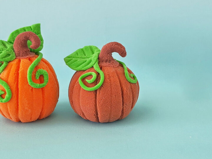 DIY Foam Clay Pumpkin