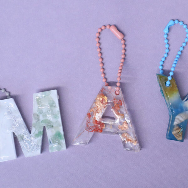 Resin Letters Keychain: 2 Ways
