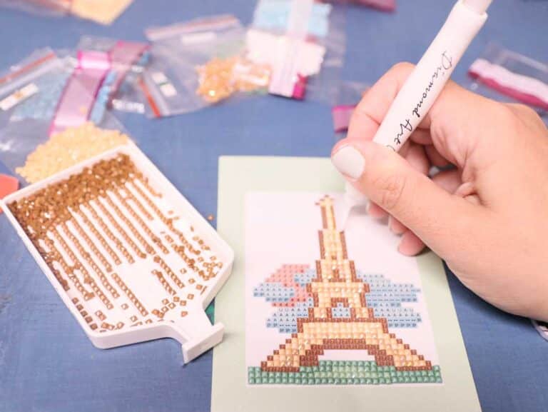 18+ Gift Ideas for a Creative Person